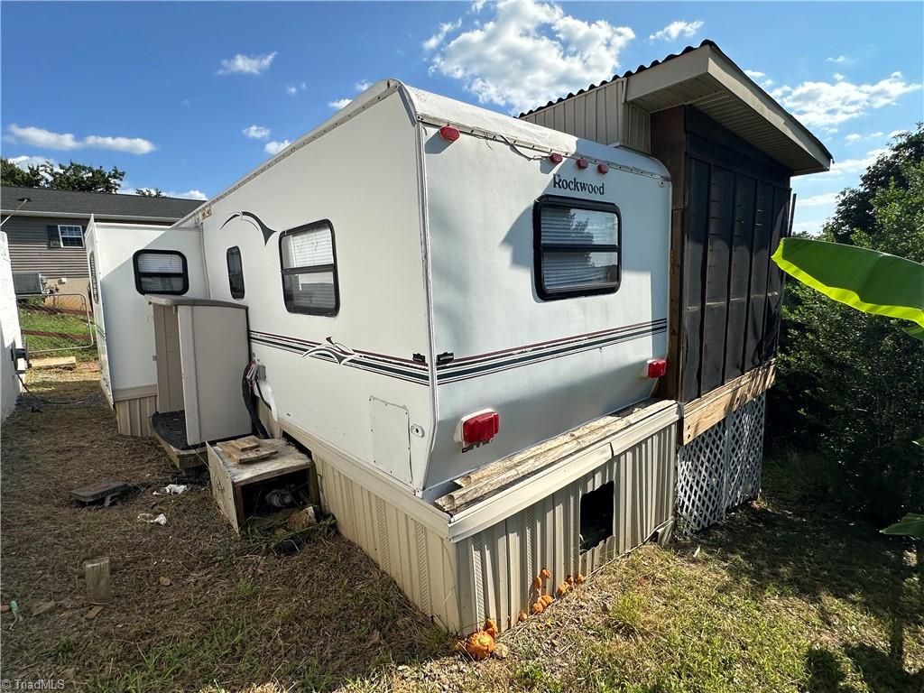 108 Robin Lane Property Photo 26