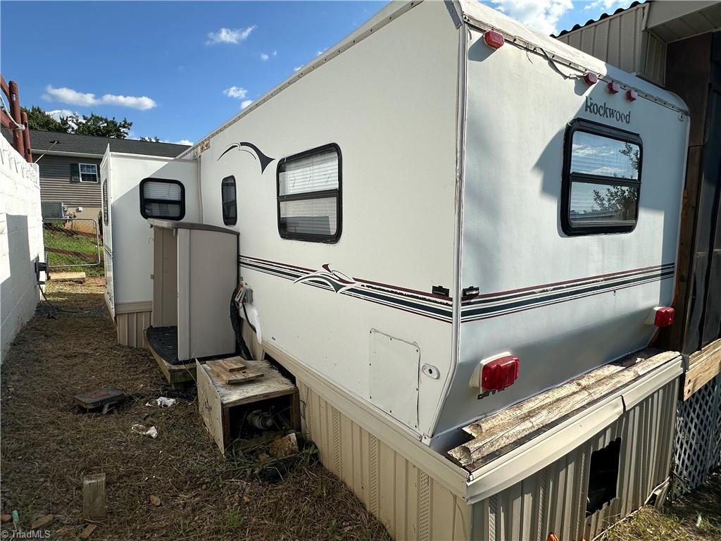 108 Robin Lane Property Photo 27
