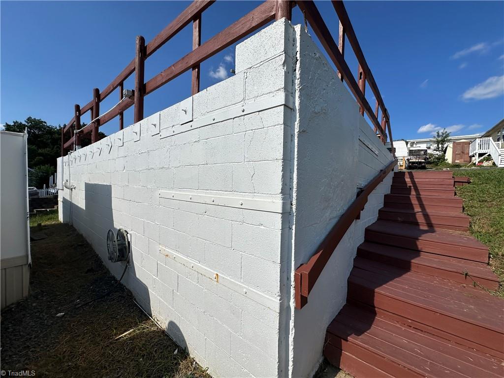 108 Robin Lane Property Photo 30