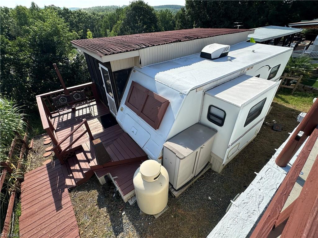 108 Robin Lane Property Photo 34