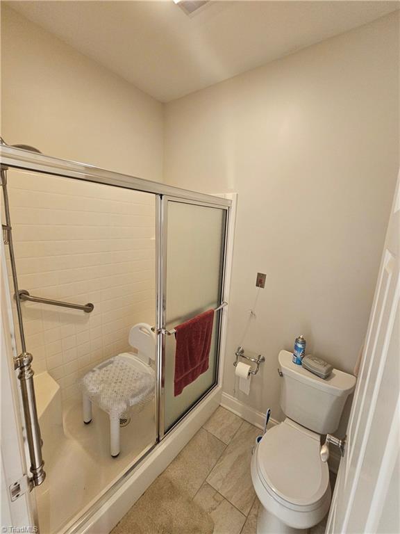 347 Hollybrook Drive Property Photo 5