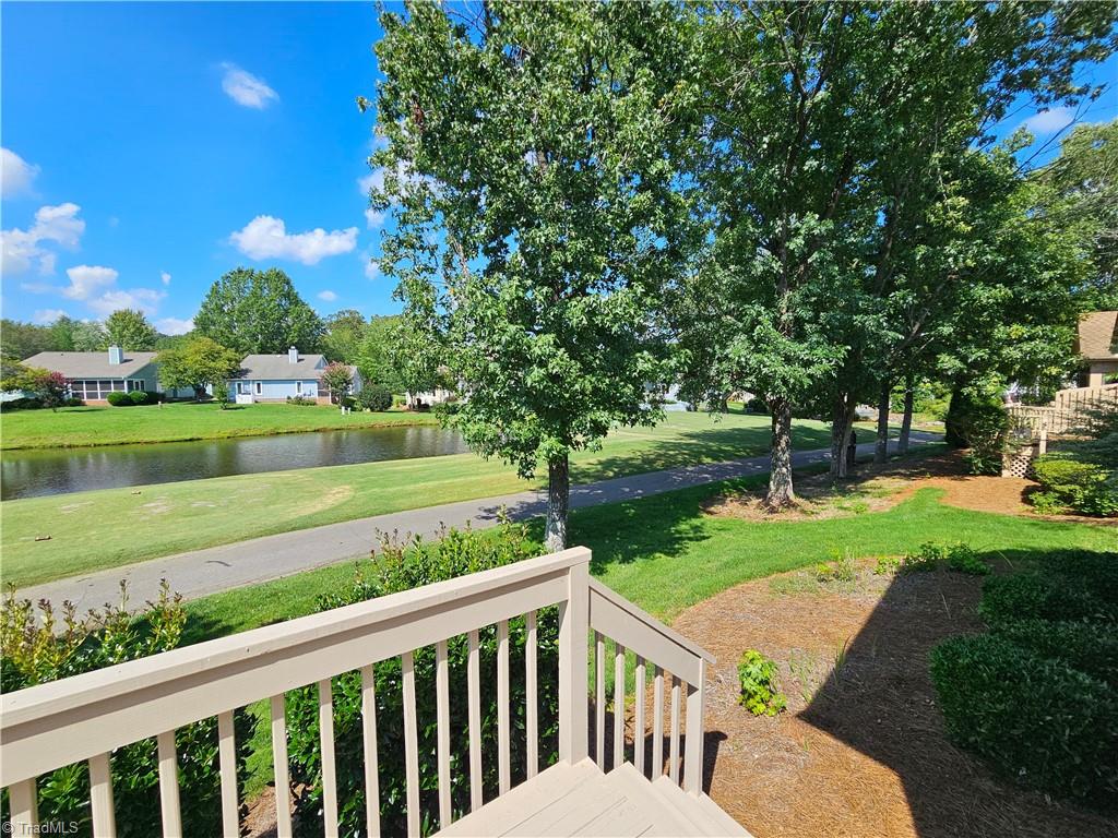 347 Hollybrook Drive Property Photo 18