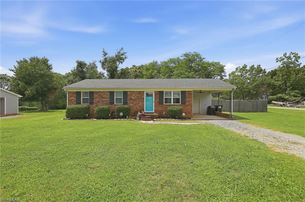 7390 Plunkett Road Property Photo 1