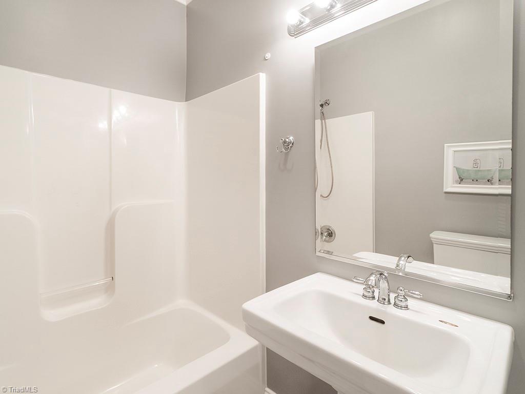 2048 Neese Road Property Photo 20