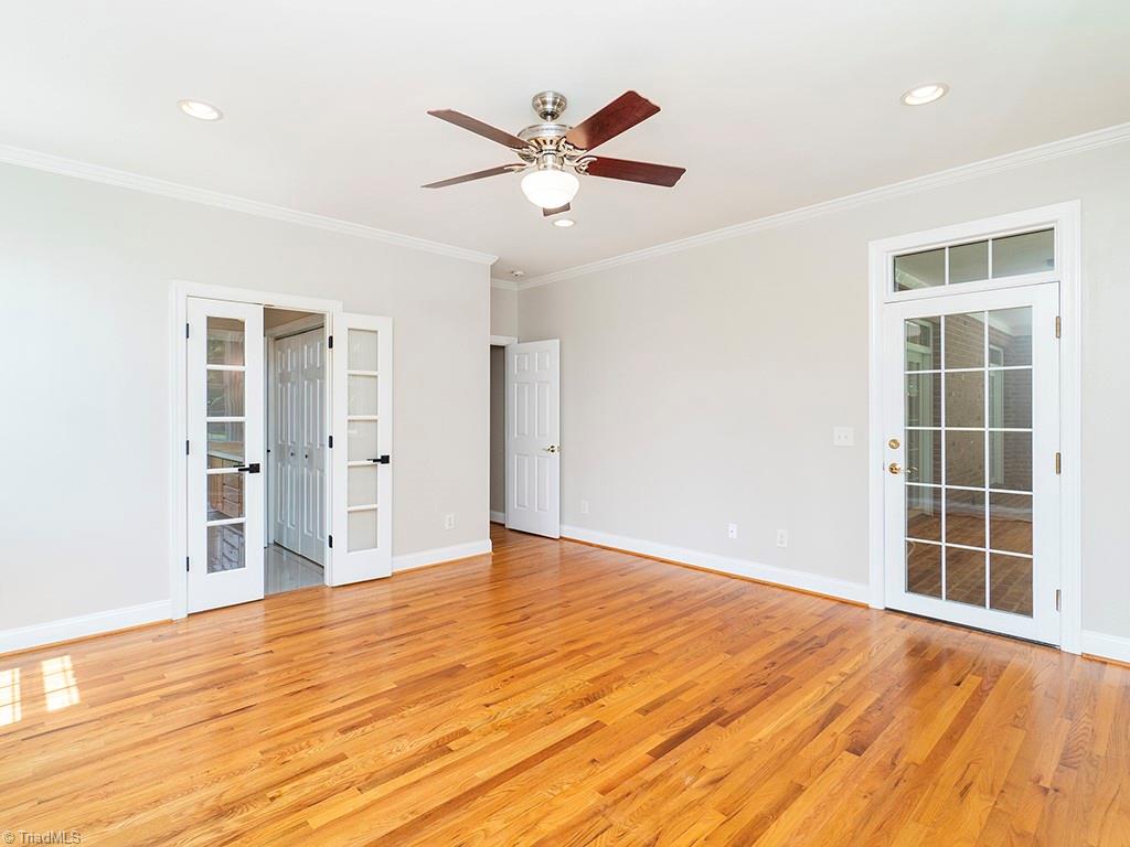 2048 Neese Road Property Photo 23