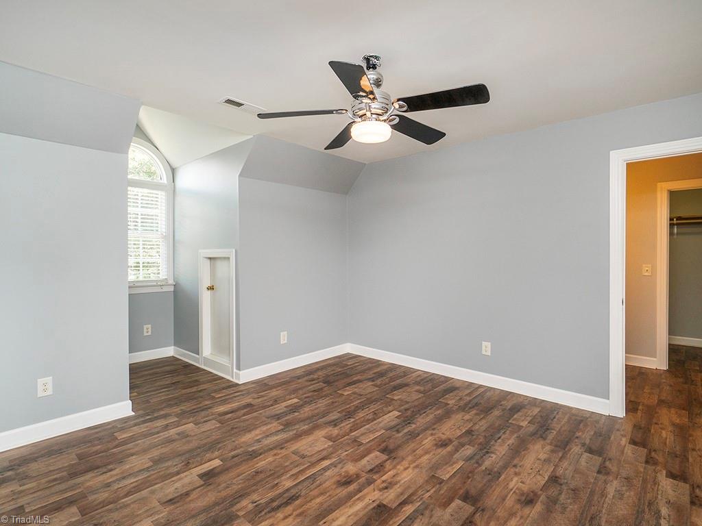 2048 Neese Road Property Photo 27