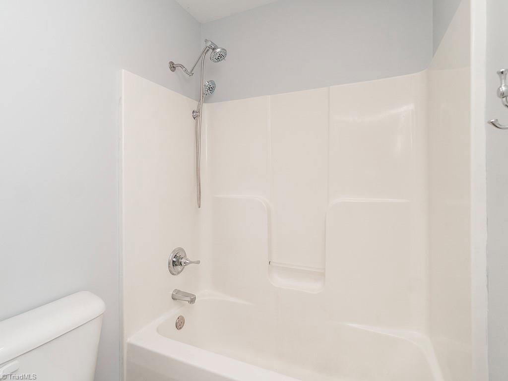 2048 Neese Road Property Photo 32