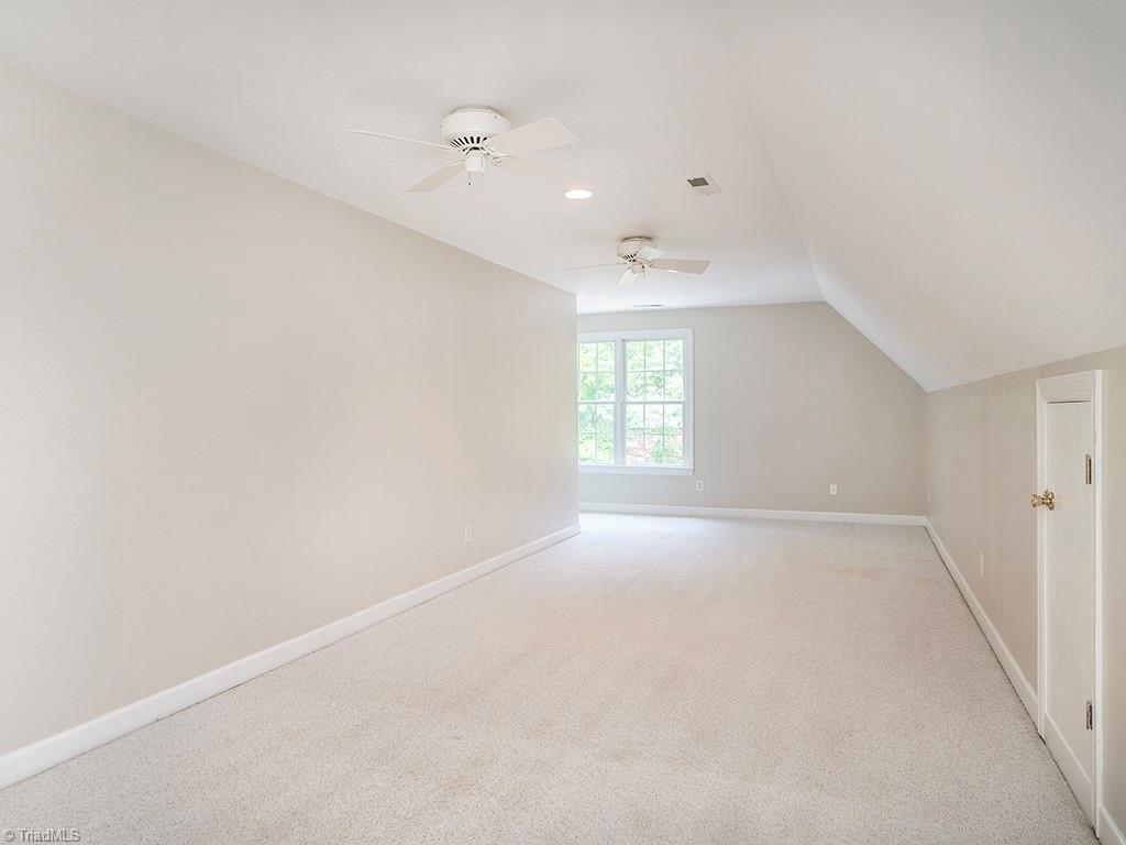 2048 Neese Road Property Photo 33