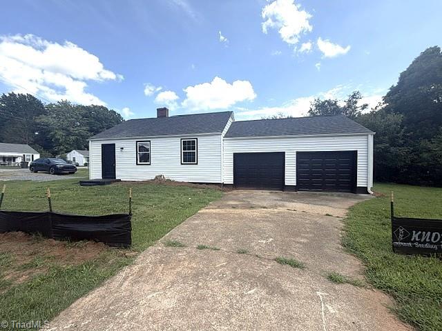 1048 E Clemmonsville Road Property Photo 1