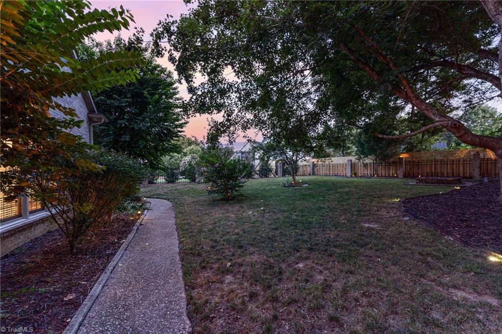 2512 Burch Point Property Photo 44
