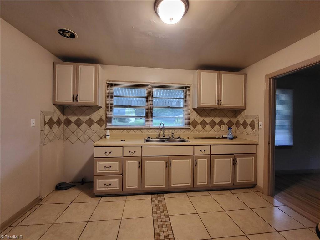 725 Cliffside Avenue Property Photo 18