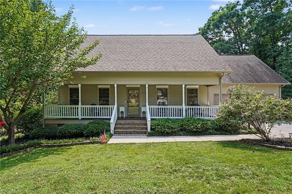 433 Northampton Drive Property Photo 2