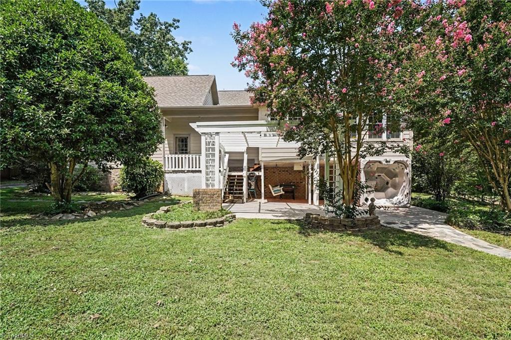 433 Northampton Drive Property Photo 26