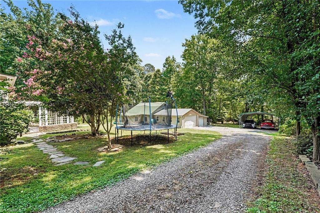 433 Northampton Drive Property Photo 29