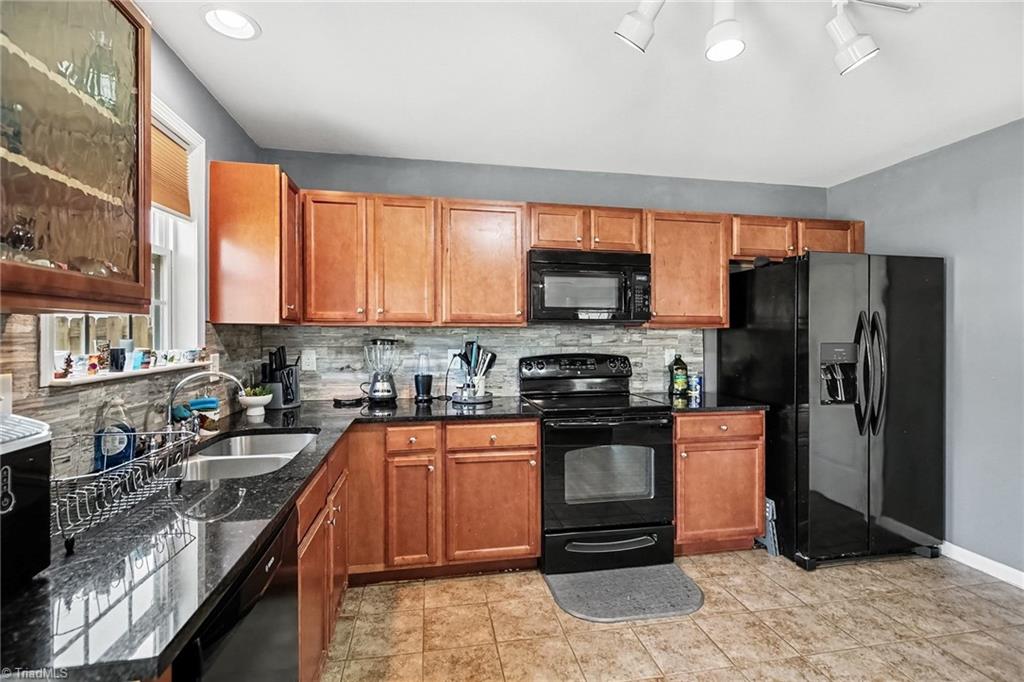 635 Popes Creek Road Property Photo 14
