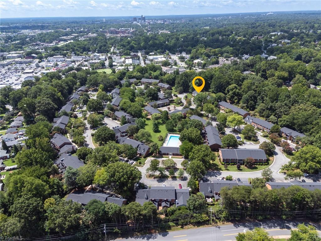 1 Fountain Manor Drive # B Property Photo 9