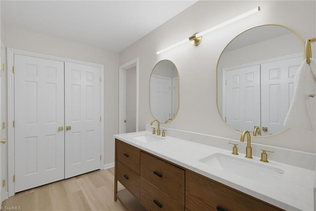 1 Fountain Manor Drive # B Property Photo 21