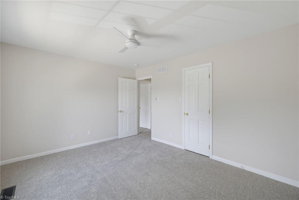1 Fountain Manor Drive # B Property Photo 26
