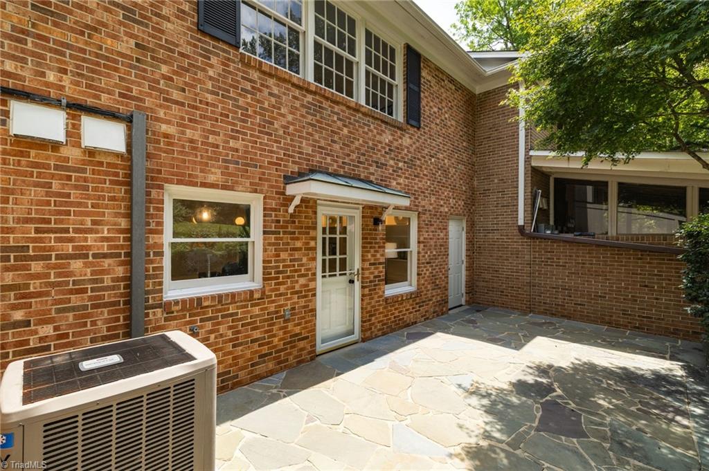 1 Fountain Manor Drive # B Property Photo 31