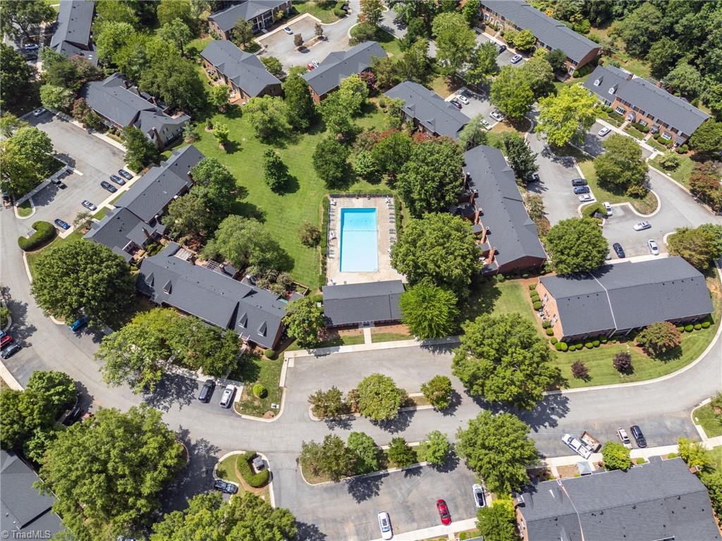 1 Fountain Manor Drive # B Property Photo 33