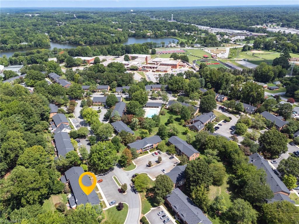 1 Fountain Manor Drive # B Property Photo 41