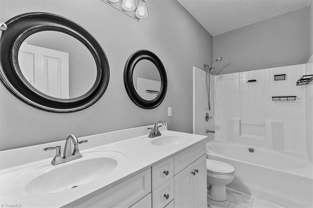 656 Sonoma Lane Property Photo 17