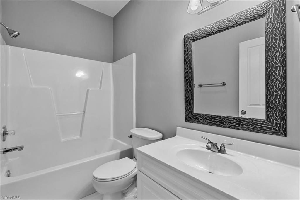 656 Sonoma Lane Property Photo 22