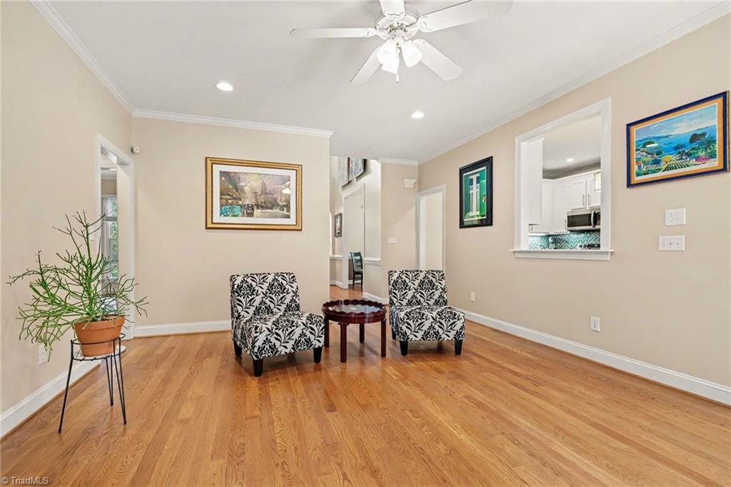4008 Braddock Road Property Photo 5