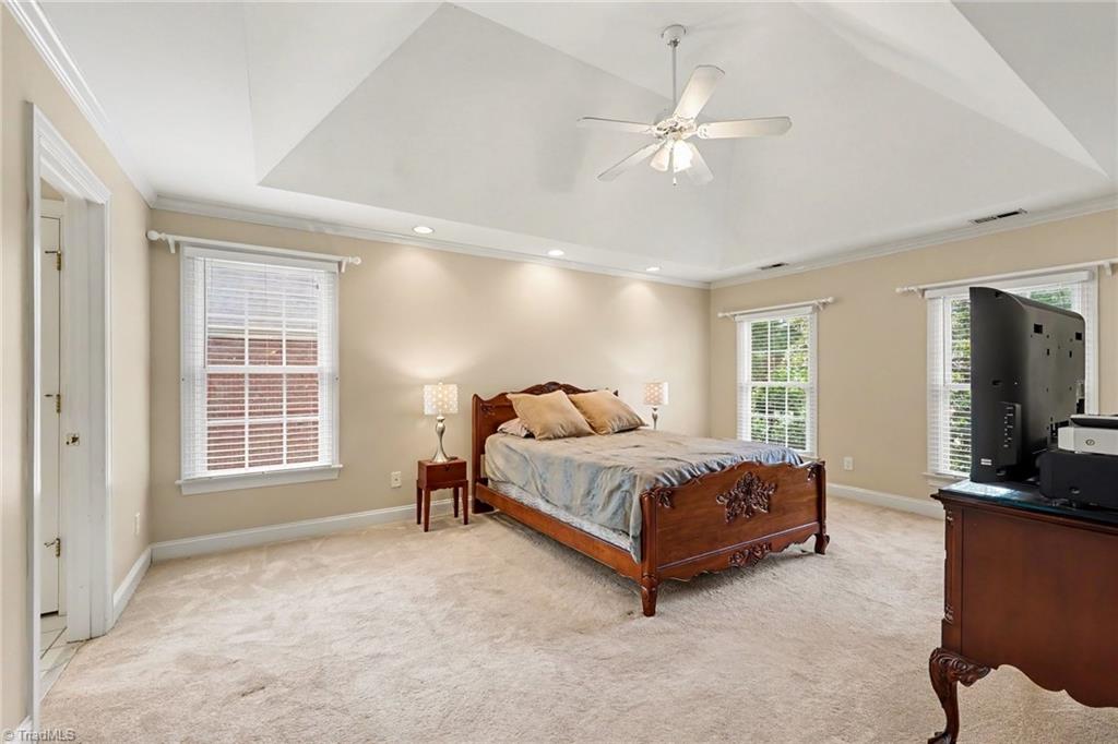4008 Braddock Road Property Photo 17