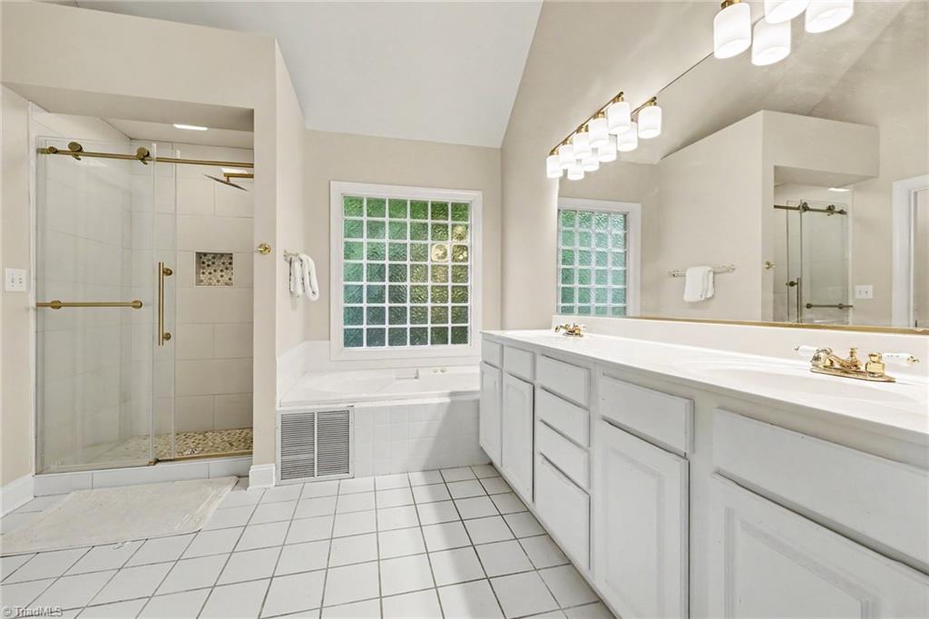 4008 Braddock Road Property Photo 27