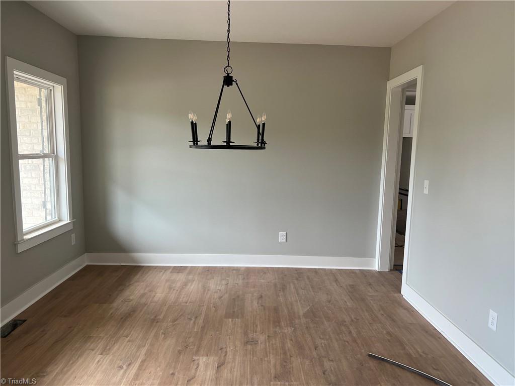 469 Lenalan Drive Property Photo 4