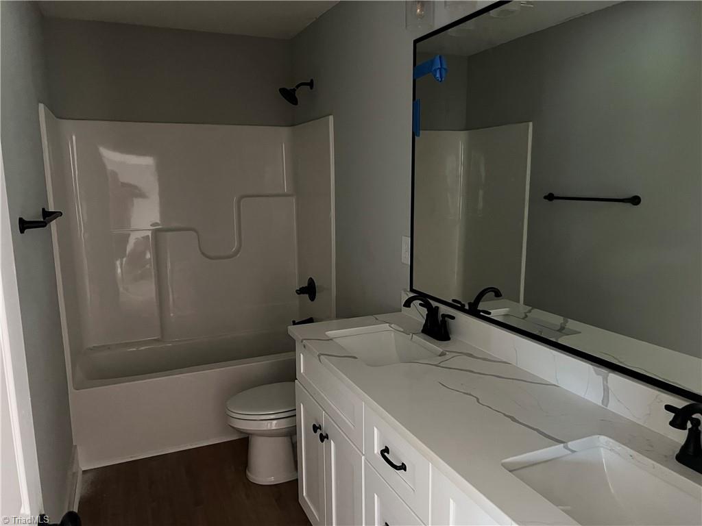 469 Lenalan Drive Property Photo 17