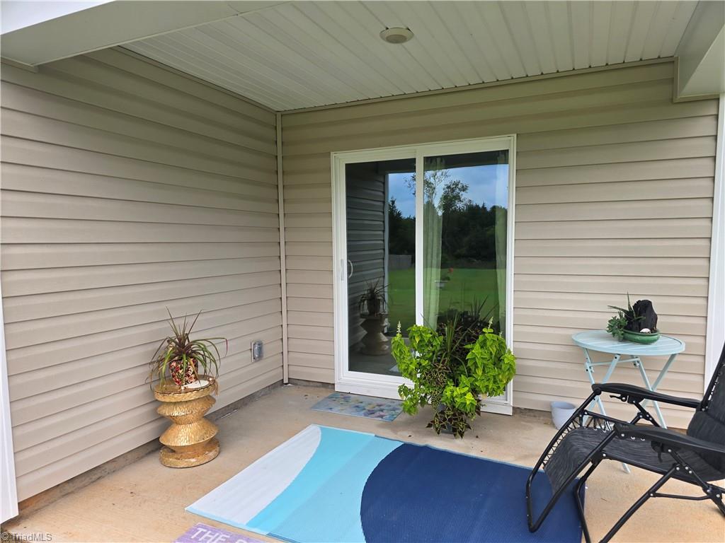 202 Alamos Avenue Property Photo 23