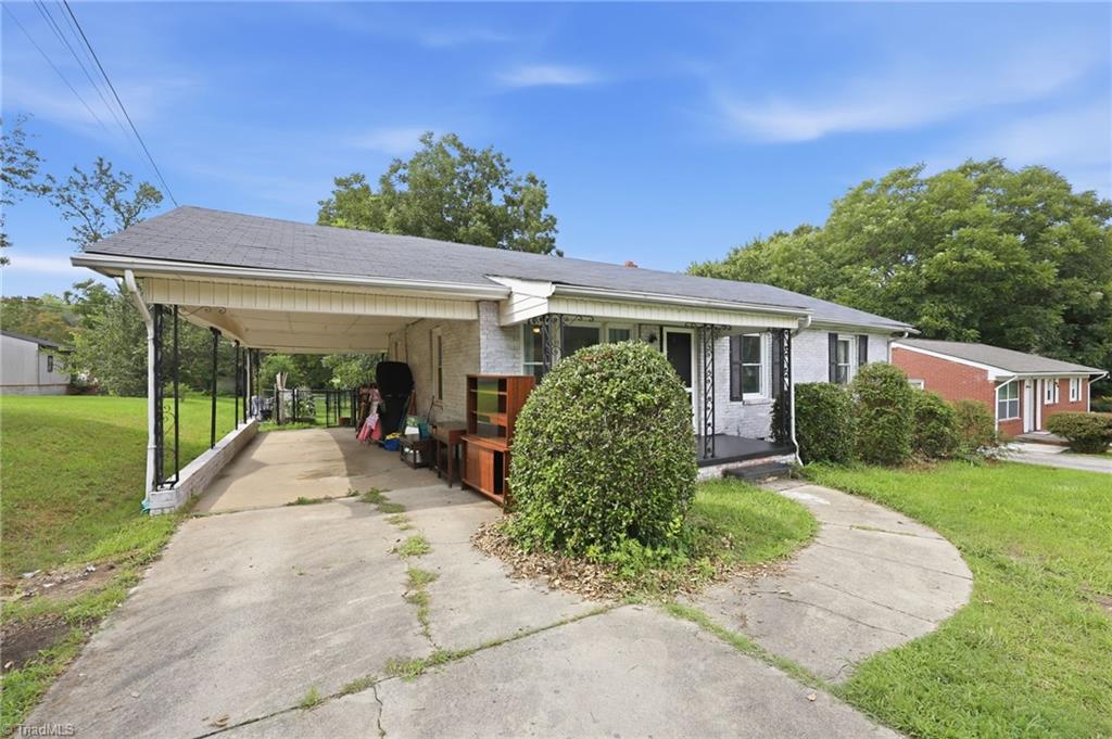 1208 Wallace Street Property Photo 4