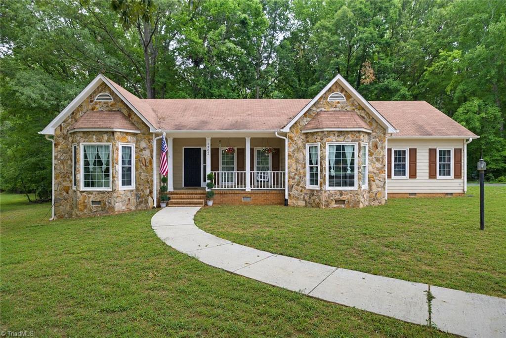 7802 High Meadows Road Property Photo 2