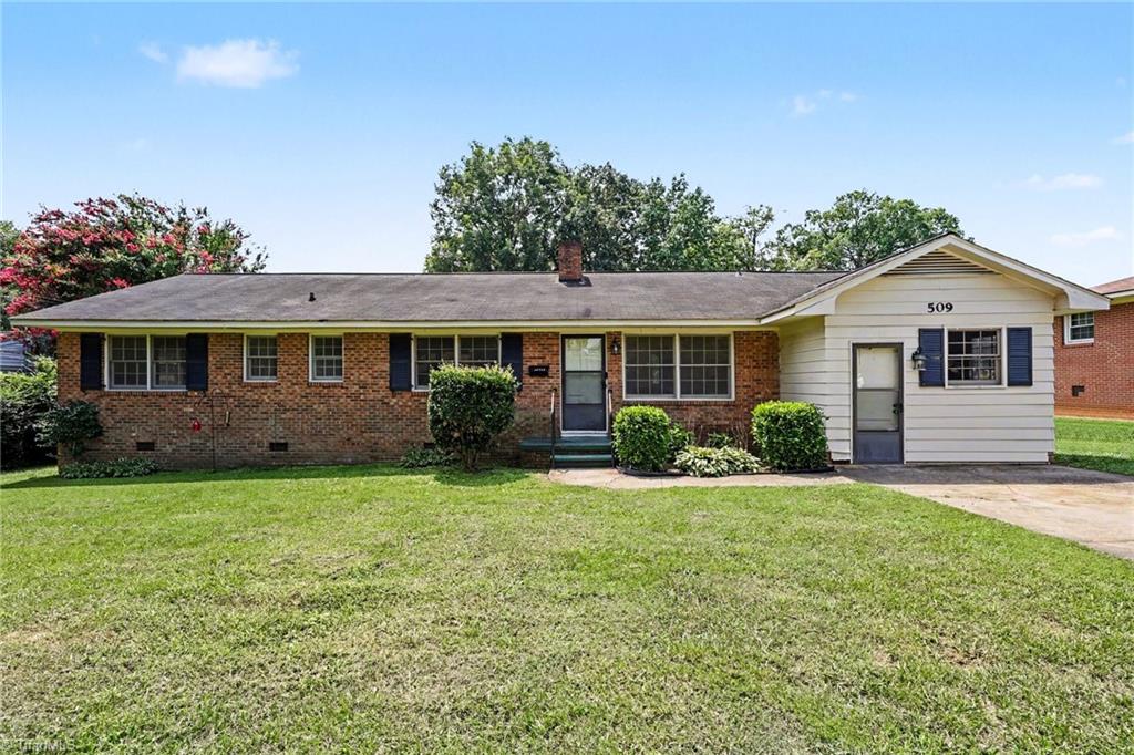 509 Oakwood Lane Property Photo 1