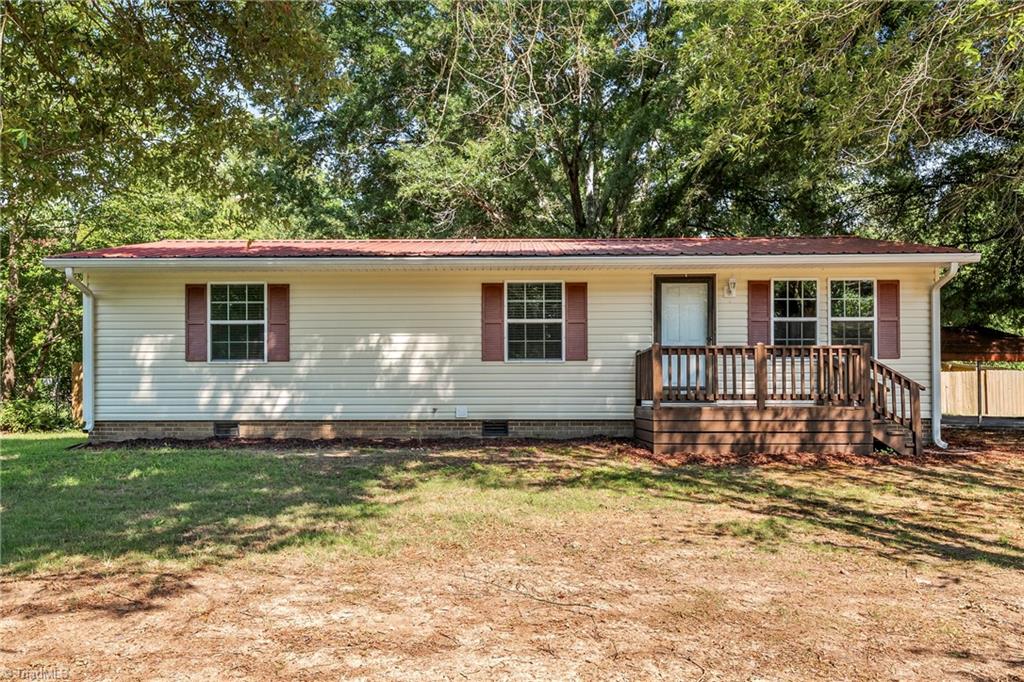 7036 N NC Highway 109 Property Photo 1