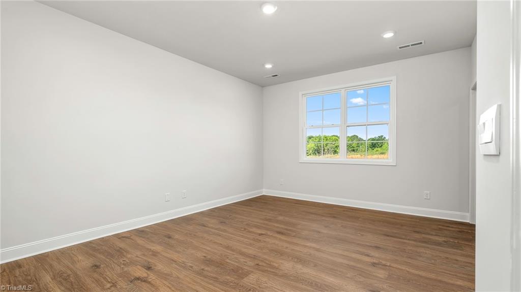 311 Sefton Drive Property Photo 11