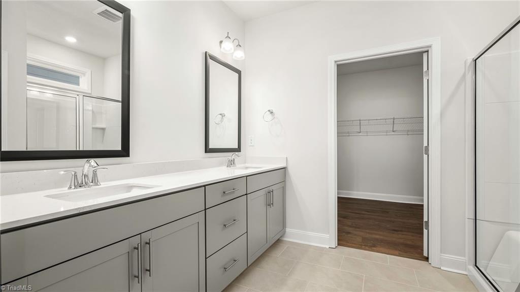 311 Sefton Drive Property Photo 14