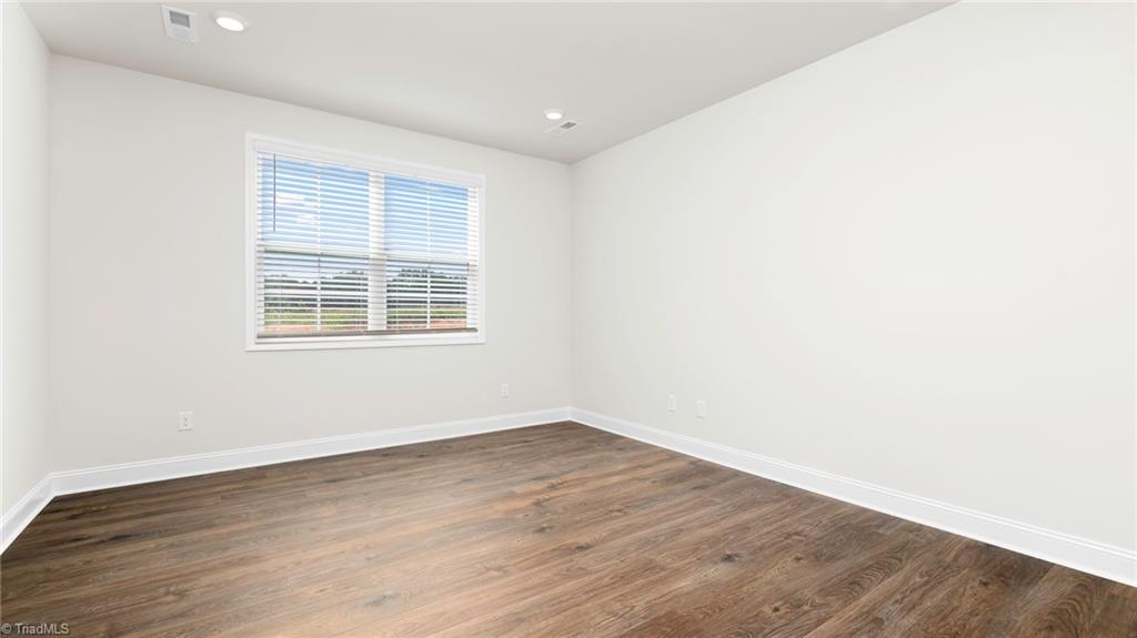 313 Sefton Drive Property Photo 15