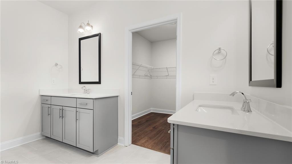 313 Sefton Drive Property Photo 17