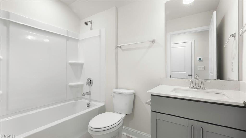 313 Sefton Drive Property Photo 23