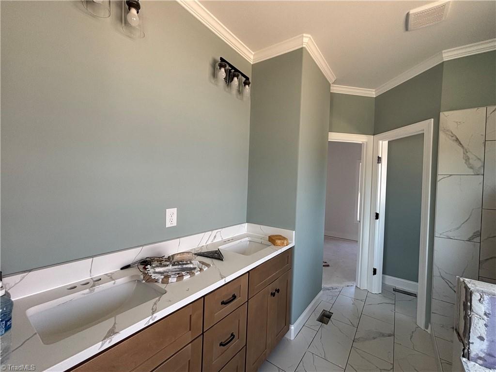 268 Cool Run Property Photo 9