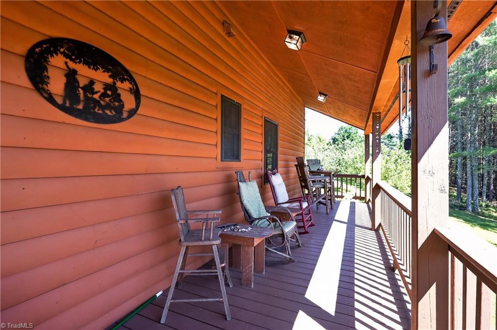 354 Two Rivers Drive Property Photo 10
