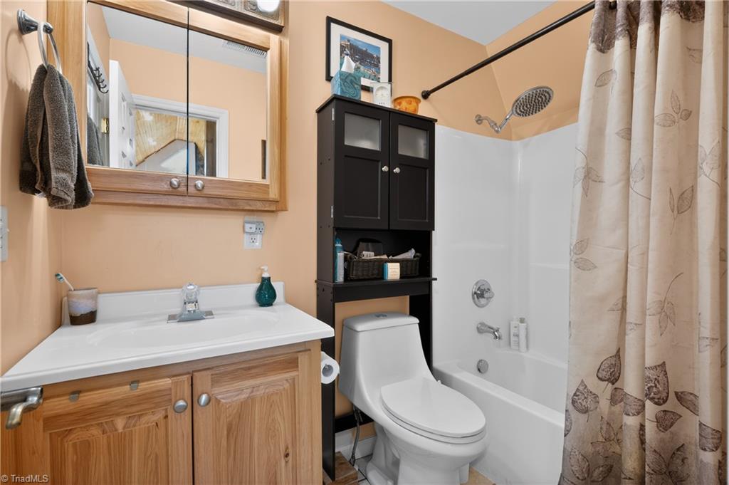 354 Two Rivers Drive Property Photo 30