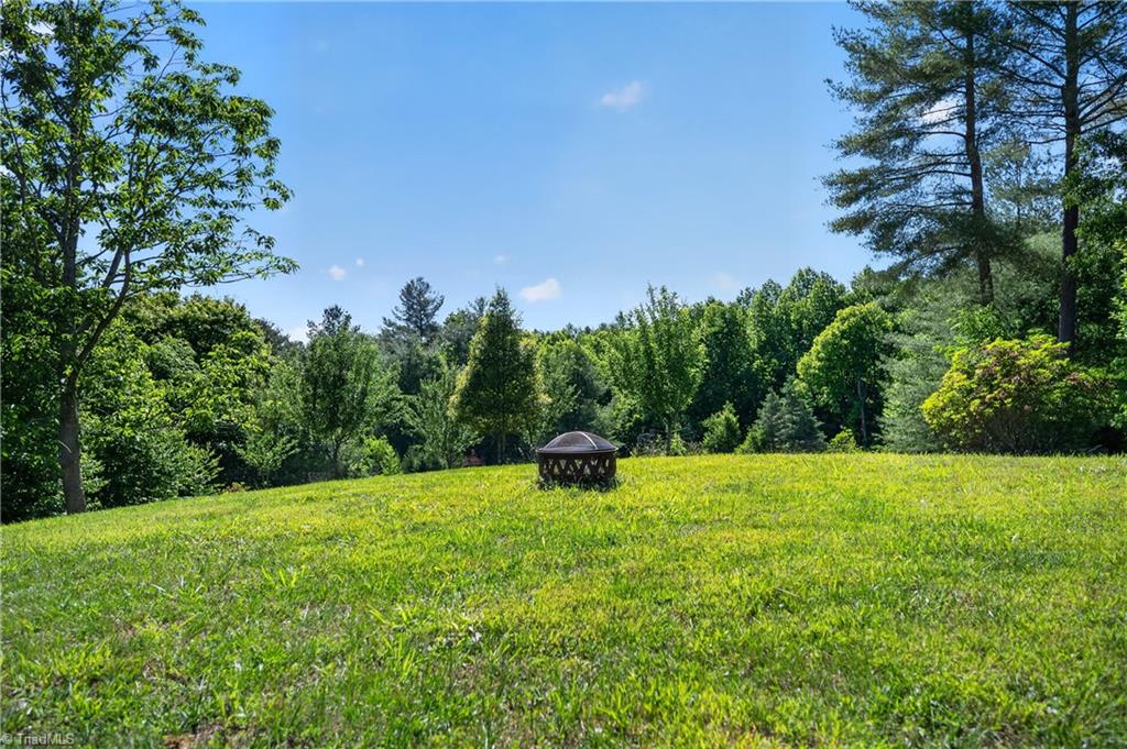 354 Two Rivers Drive Property Photo 39