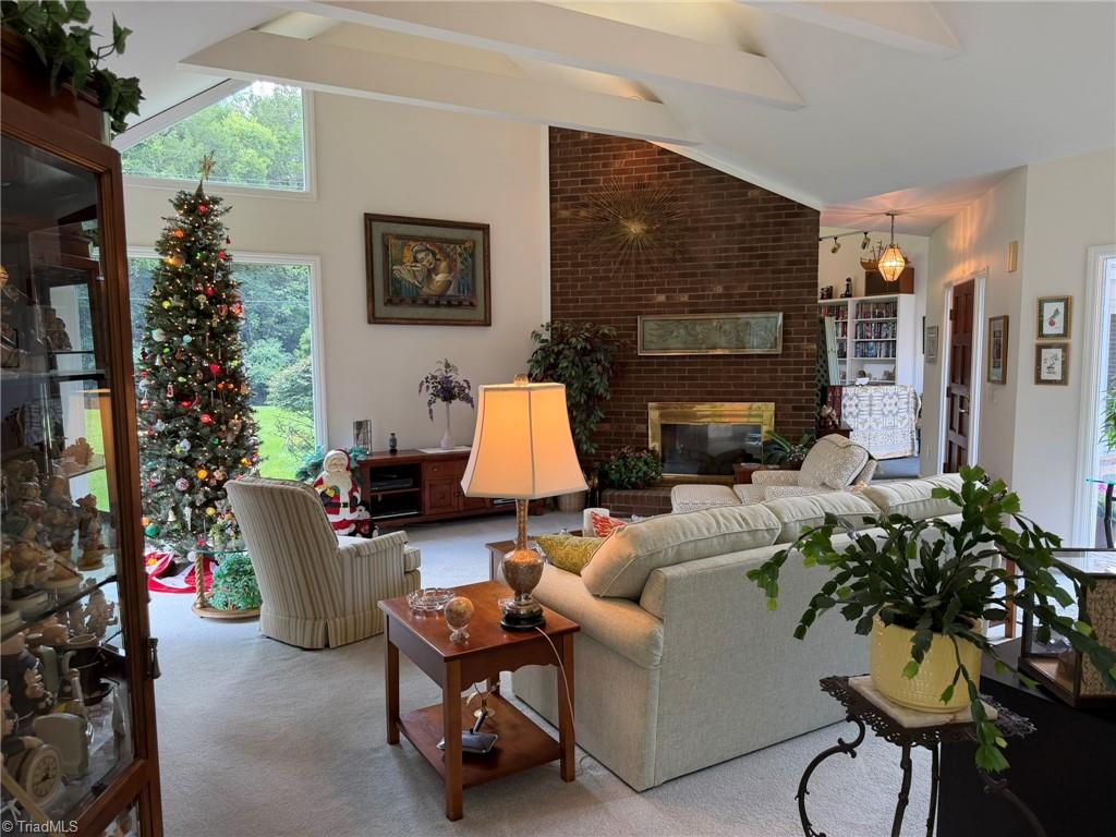 1230149 Property Photo 10