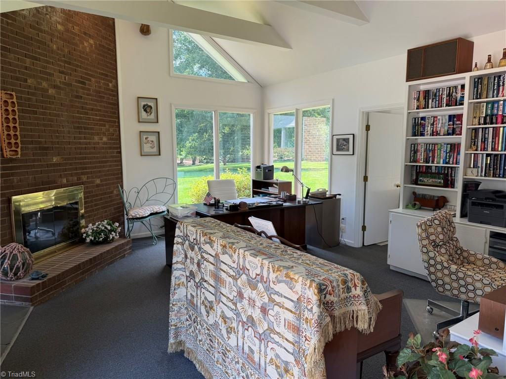 1230149 Property Photo 16
