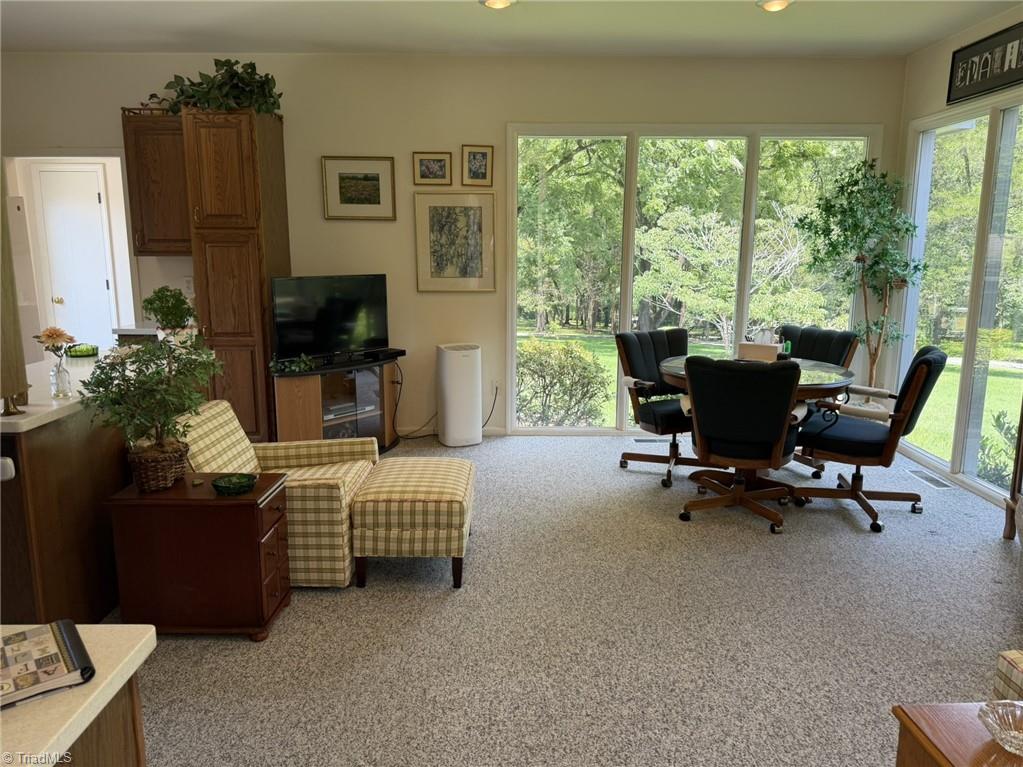 1230149 Property Photo 20