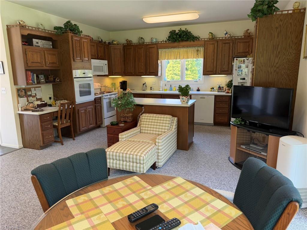 1230149 Property Photo 21